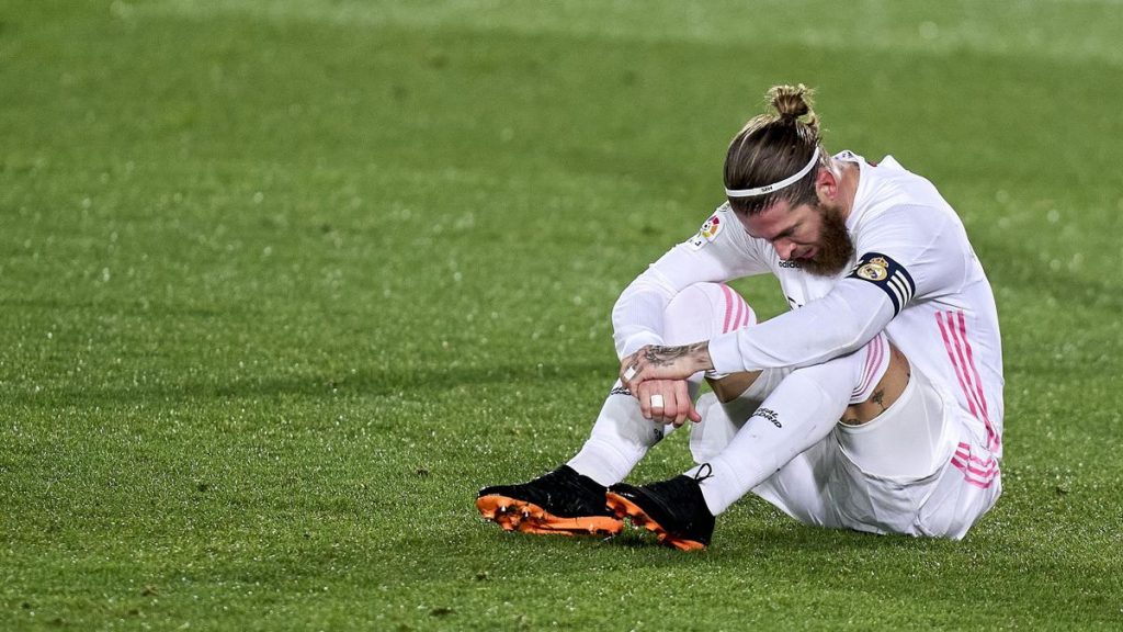 Real Madrid lại “méo mặt” vì Sergio Ramos