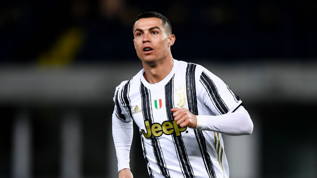 Ronaldo chuẩn bị nhận vinh dự lớn chưa từng có tại Juventus