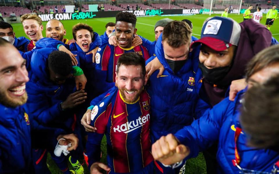Barcelona - Messi: Sau tất cả, hạnh phúc và nụ cười cũng đã trở lại...