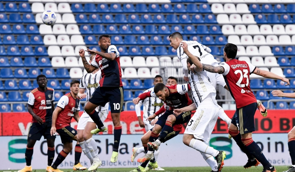 Điểm tin bóng đá sáng 15/3: PSG thua cay đắng, Ronaldo lập hattrick