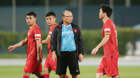 Đội hình Việt Nam nào được chọn khi đá với Indonesia?