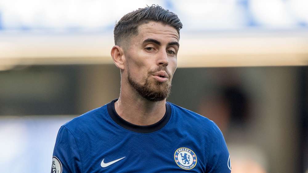 Jorginho bất ngờ “bóng gió” việc dứt áo Chelsea