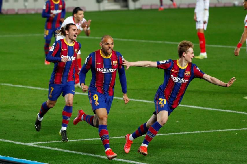 Lý do tâm linh giúp Barcelona hy vọng ngược dòng trước PSG