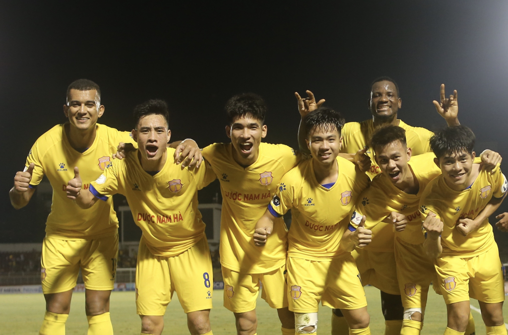 Nam Định tái hiện thành tích ấn tượng sau 14 năm tại V.League