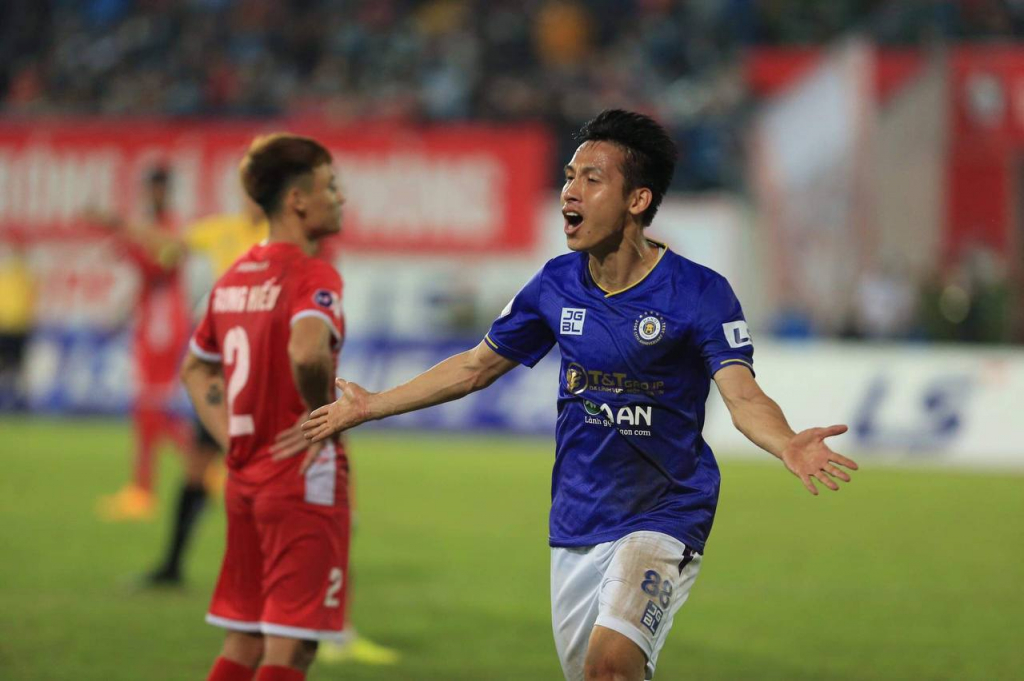 Hùng Dũng tỏa sáng, Hà Nội FC hạ Hải Phòng có 3 điểm đầu tay