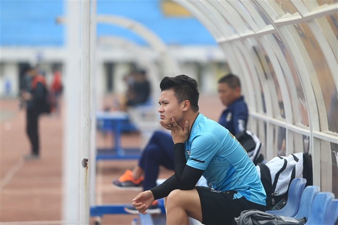 Quang Hải báo tin dữ cho Hà Nội FC trước khi V.League trở lại