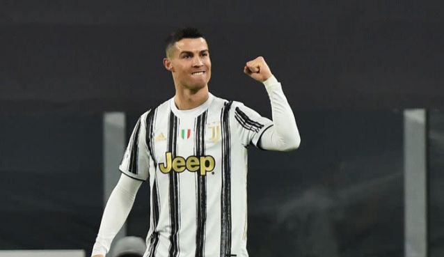 Ronaldo được vinh danh với giải thưởng cao quý tại Italia