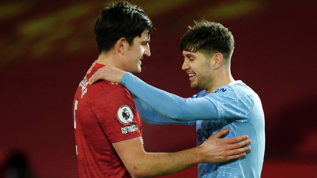 Sốc: Maguire và sao Man City là 2 người bạn thân