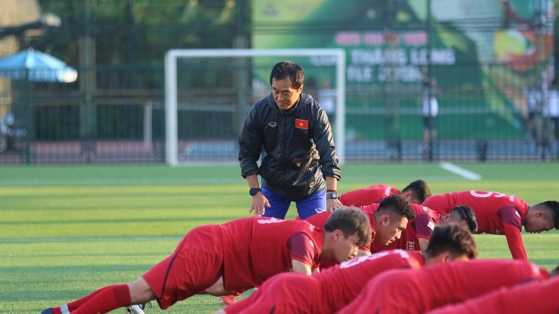 Trợ lý HLV Park chỉ ra điểm yếu lớn nhất của cầu thủ Việt Nam