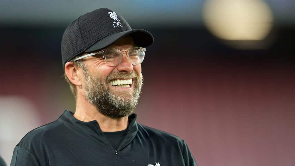 Jurgen Klopp: “Cuộc đời quá ngắn để suy nghĩ về MU và Man City”