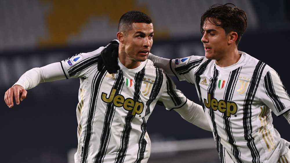 Ronaldo và Dybala “so kè ngầm” ghi 100 bàn cho Juve