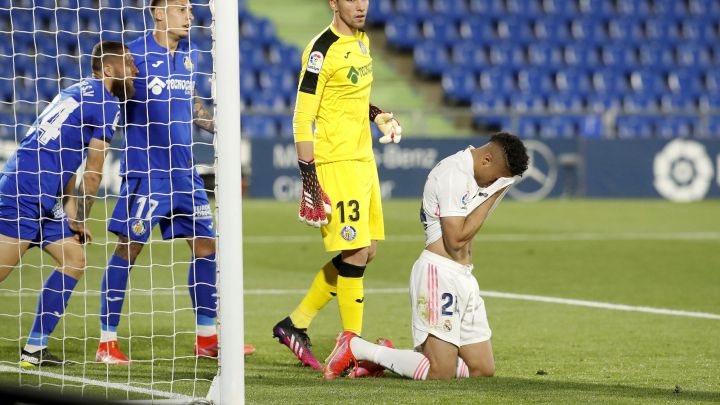 Kết quả bóng đá sáng 19/4: Real tự bắn vào chân, Leicester vào chung kết FA Cup gặp Chelsea