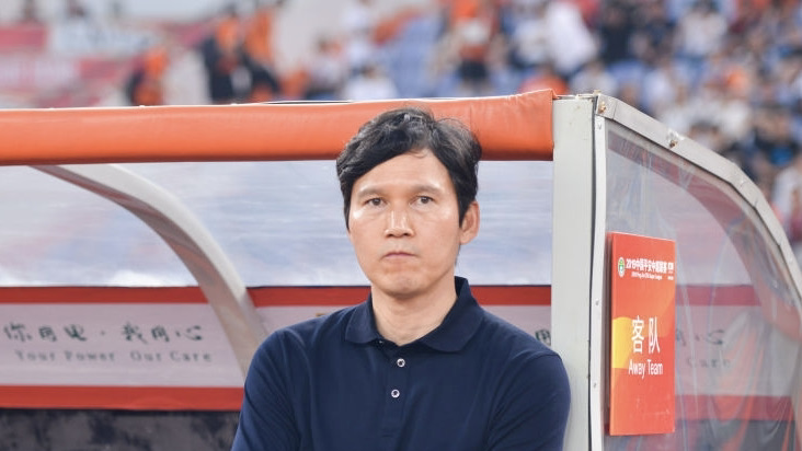 Hà Nội FC bất cẩn để lộ thông tin HLV mới, thay thế Hoàng Văn Phúc