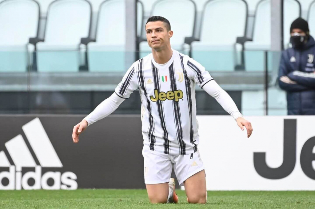 Ronaldo dính chấn thương, lỡ trận quan trọng của Juve