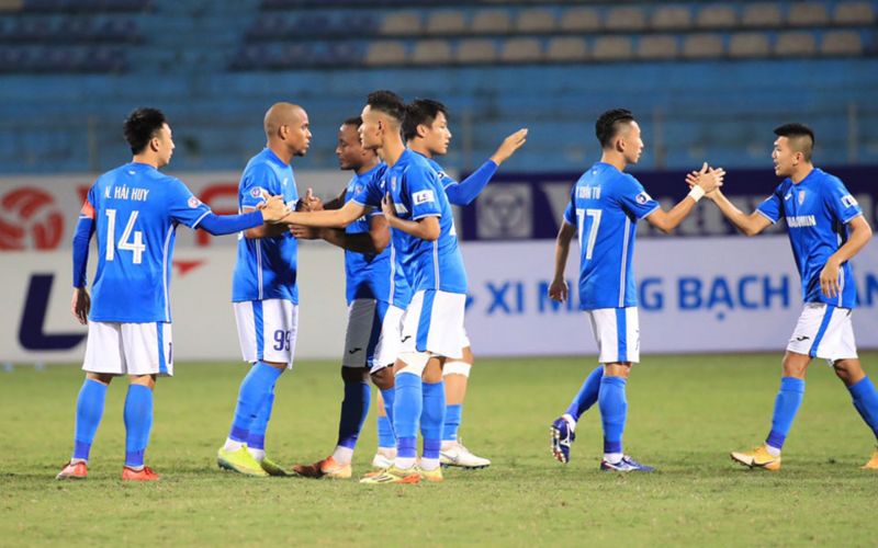 Vì sao Than Quảng Ninh thay một lúc 5 trụ cột ở trận gặp Hà Nội FC?