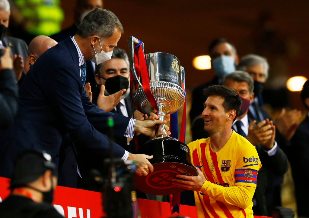 Messi lập kỷ lục ấn tượng ở chung kết cúp Nhà vua