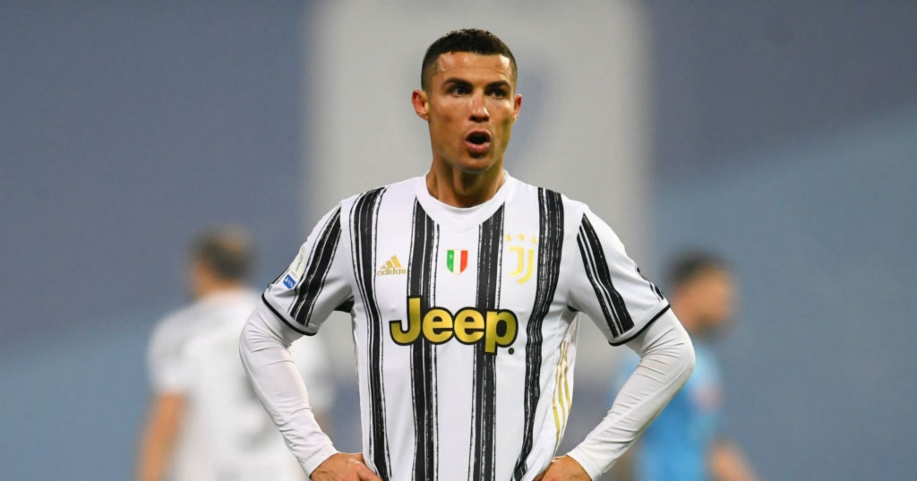 Ronaldo nhận mức lương cao khó tin, sếp lớn Juventus lên tiếng