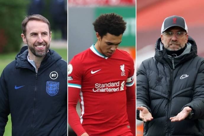 Klopp “đá xoáy” Southgate sau chiến thắng trước Arsenal