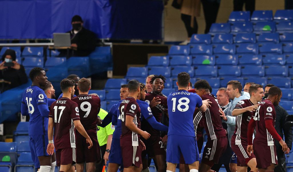 Chelsea và Leicester bị FA sờ gáy vì ẩu đả
