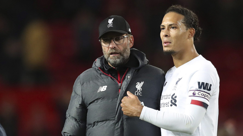 Hồi phục thần tốc, Van Dijk vẫn nhận lời cảnh báo từ Klopp