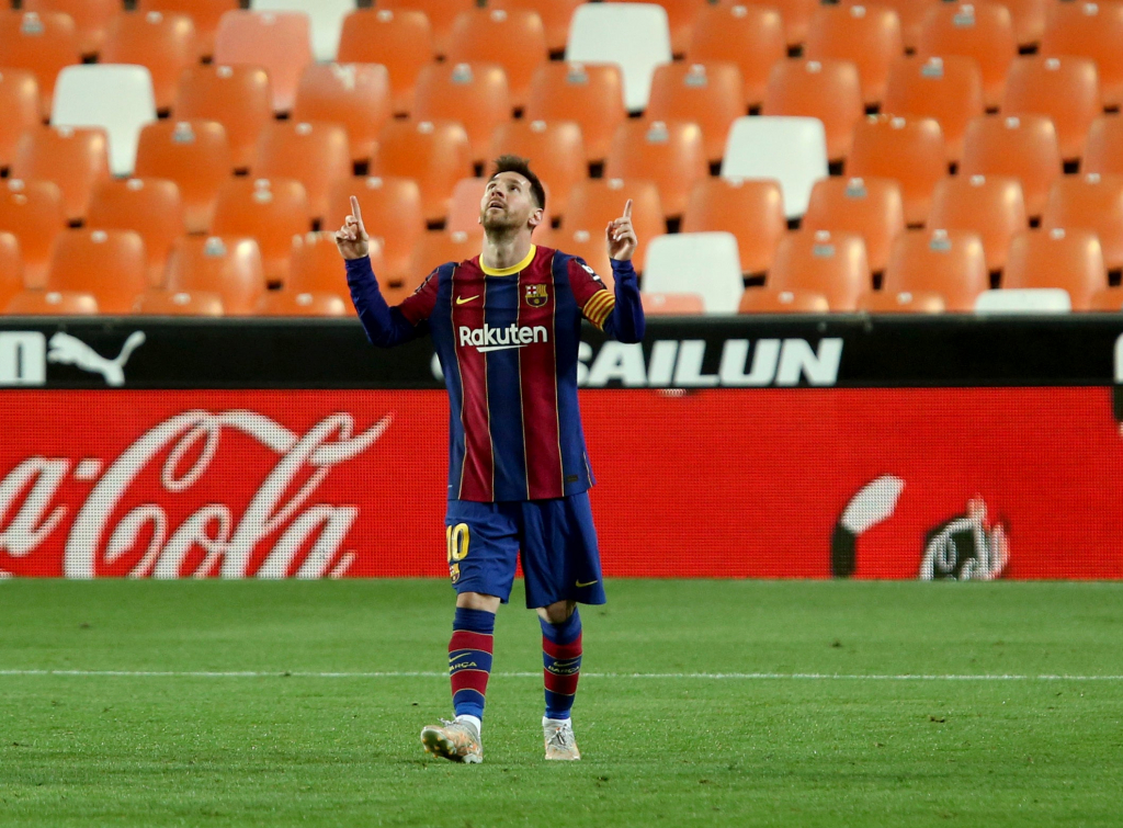 Messi trên đường phá kỷ lục lịch sử của huyền thoại Diego Maradona