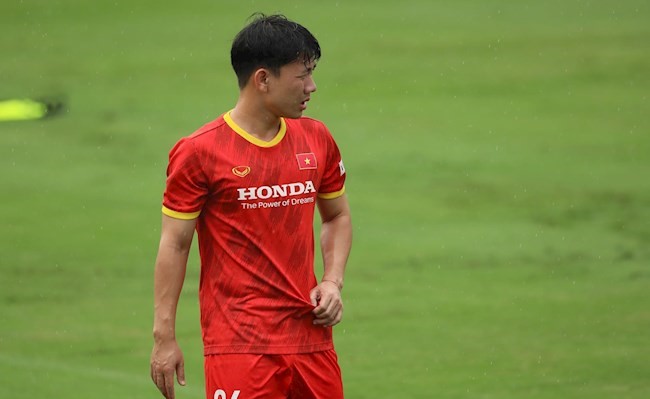 Minh Vương vẫn không chắc có vé đi UAE cùng ĐT Việt Nam