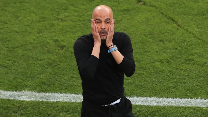 Báo chí Anh mổ xẻ quyết định điên rồ của Pep Guardiola