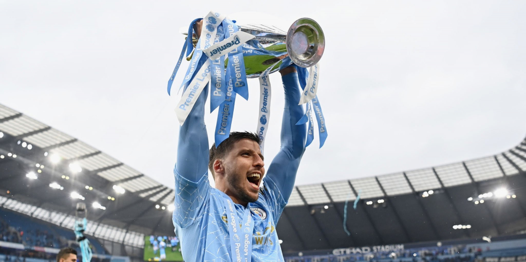 Giúp Man City vô địch ngoại hạng Anh, Dias được vinh danh với giải thưởng cao quý