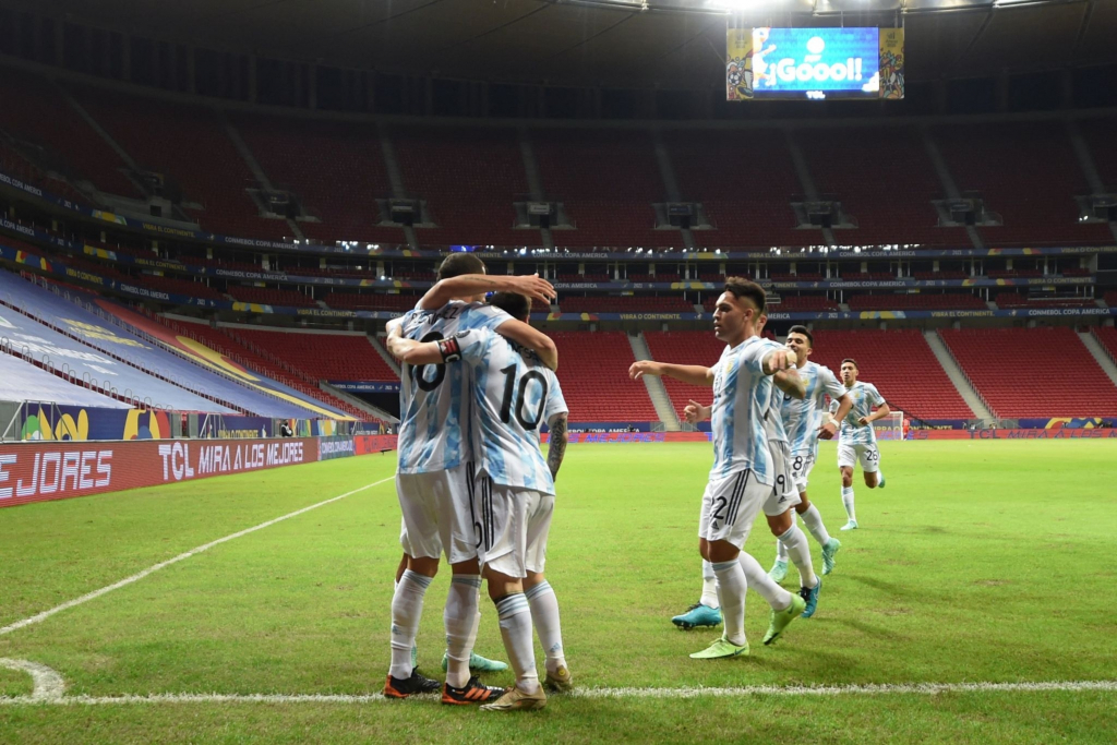 Messi sắm vai kiến tạo, Argentina đánh bại Uruguay tại Copa America 2021