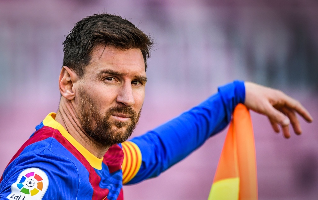 Messi chính thức thành cầu thủ tự do, chủ tịch Barcelona lên tiếng