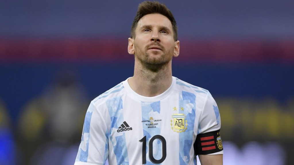Cựu tuyển thủ Argentina đồng cảm với tình cảnh của Lionel Messi ở ĐTQG