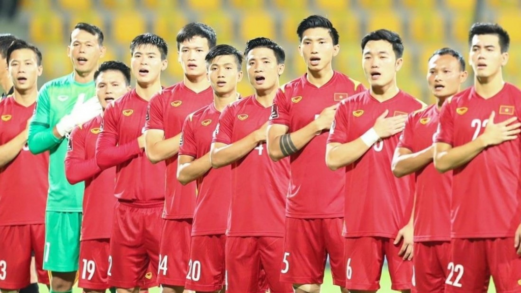 Tấn Trường thay mặt ĐT Việt Nam xin lỗi vì để thua UAE
