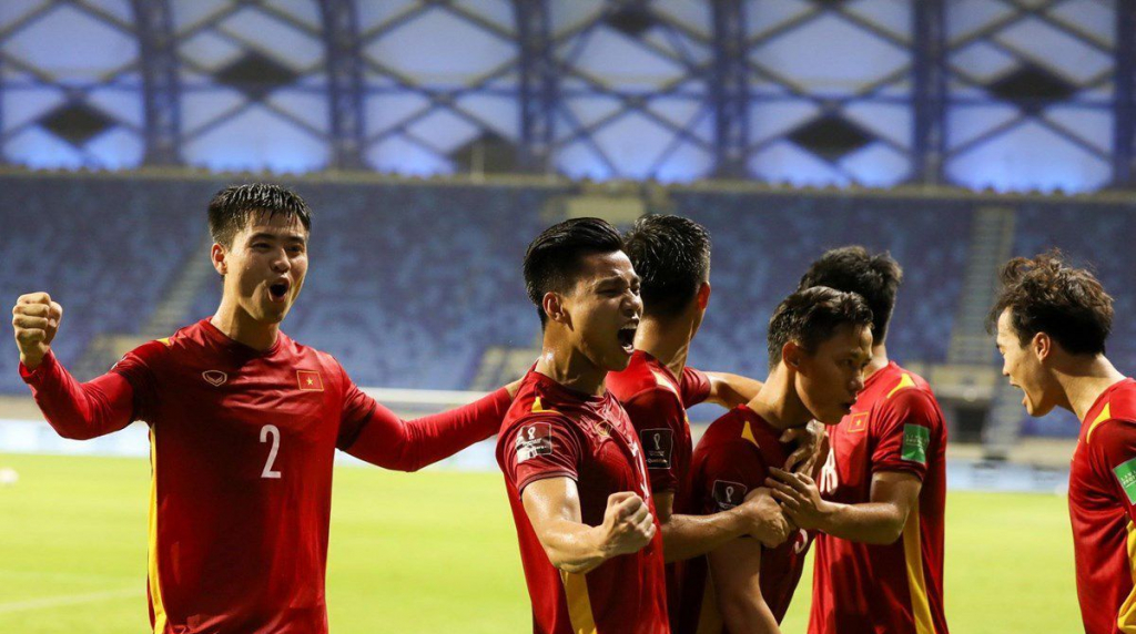 Việt Nam và 11 đội bóng nào vào vòng loại thứ ba World Cup 2022 khu vực châu Á?
