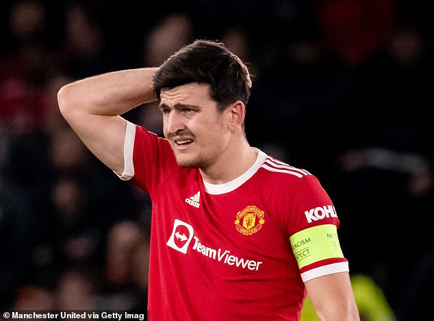 Harry Maguire sai 1, BLĐ MU sai tới... 1000