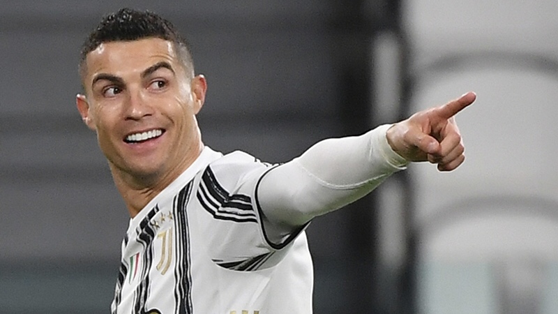 Tương lai Ronaldo được ấn định, hé lộ ngày trở lại đội bóng