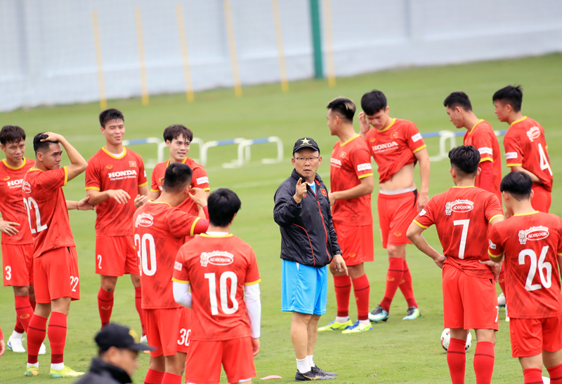 HLV Park cách ly 14 ngày, các cầu thủ Việt Nam tập trung đúng kế hoạch