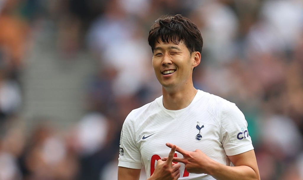 Son Heung-min vượt mặt huyền thoại MU, trở thành hung thần của Man City