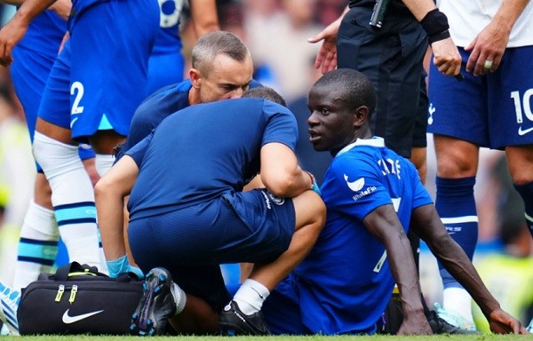 Kante chấn thương và cơn đau đầu mới tại Chelsea