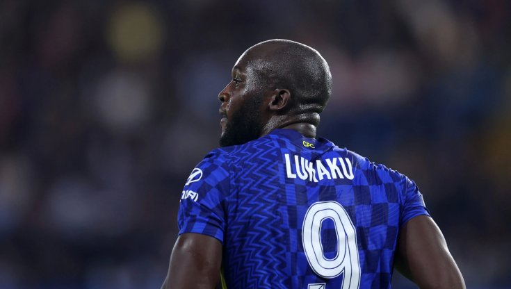 Chelsea cắn răng xuống nước, tương lai Lukaku sắp ngã ngũ