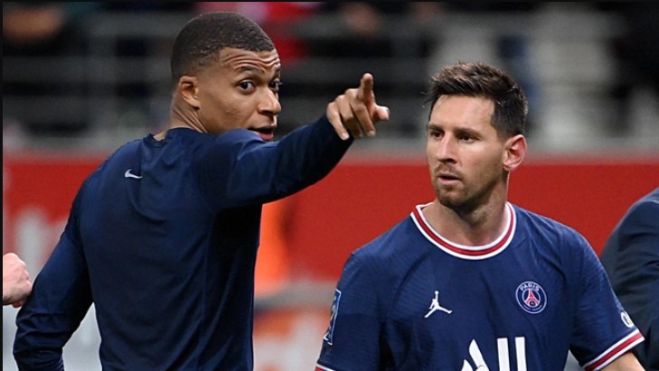 PSG nhắm siêu tiền đạo bắt cặp cùng Messi, Mbappe