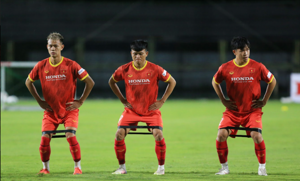 U22 Việt Nam mất 2 cầu thủ trong ngày đầu hướng đến VL U23 châu Á 2022