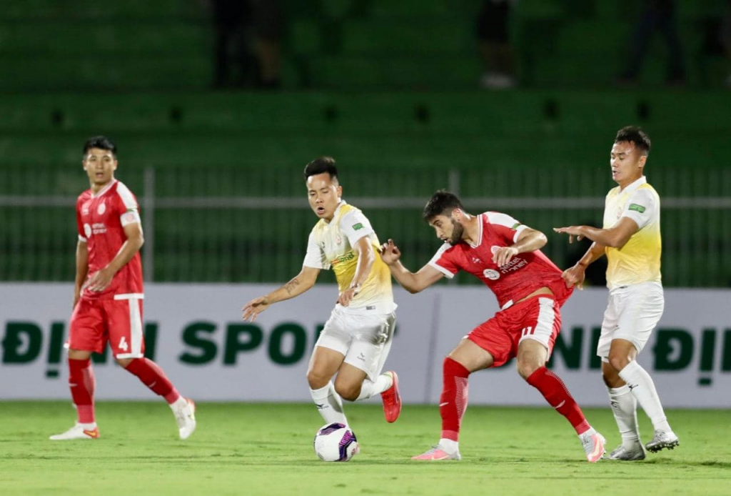 “PSG Việt Nam” Bình Định thua đau trước ĐKVĐ Viettel 