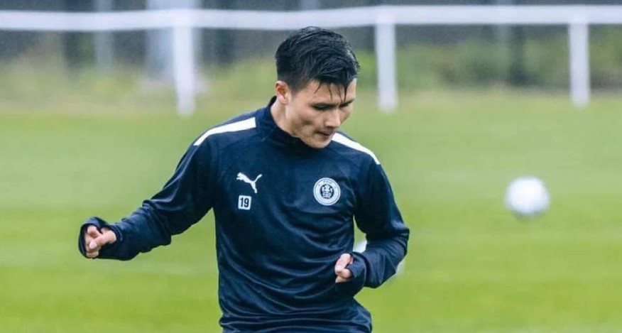 Người đại diện tiết lộ những dấu ấn đầu tiên của Quang Hải tại Pau FC