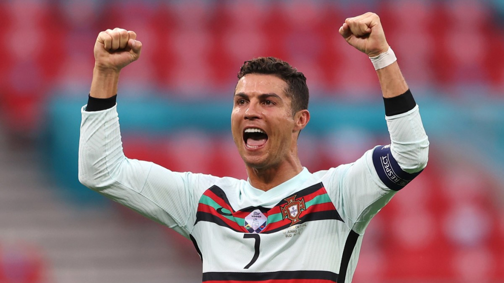 Ronaldo rộng cửa giành Chiếc giày vàng Euro 2020 dù đã bị loại