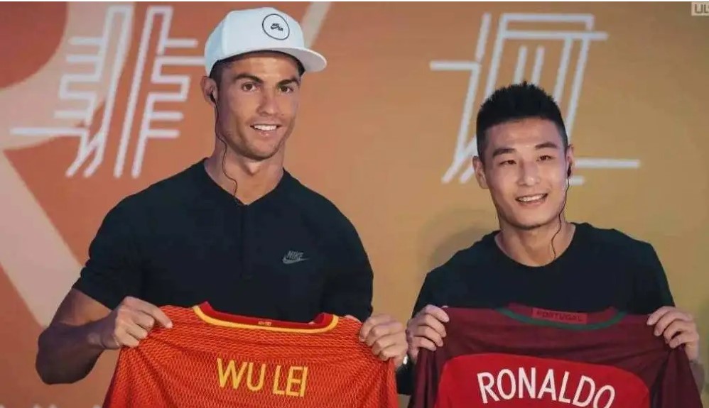 Tiền đạo nổi tiếng nhất Trung Quốc sở hữu 1 chỉ số còn hơn cả Ronaldo