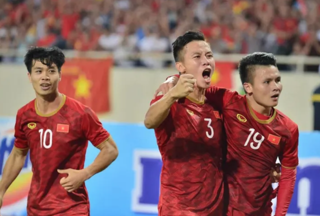 Lộ danh tính cầu thủ Việt Nam duy nhất lọt vào đội hình hay nhất lịch sử AFF Cup 