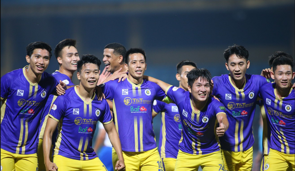 Kịch bản điên rồ khiến Hà Nội FC mất chức vô địch V.League 2022?