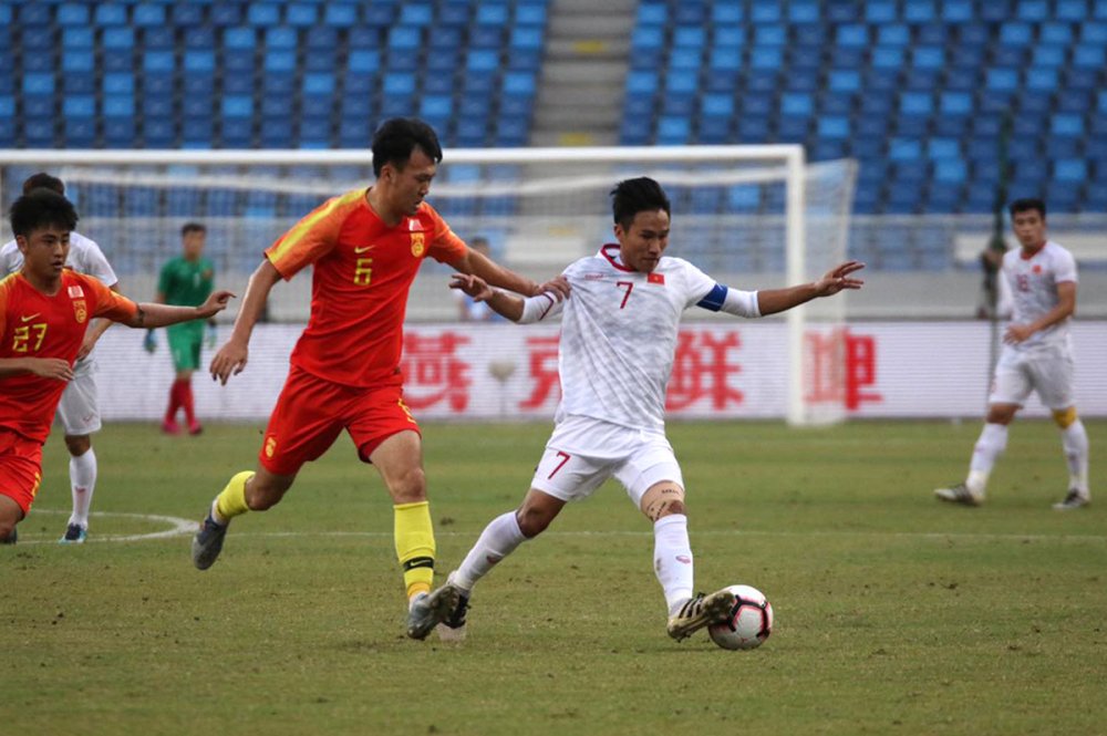 Báo Trung Quốc: “Chúng ta như ngựa chiến, còn ĐT Việt Nam chỉ là lạc đà”