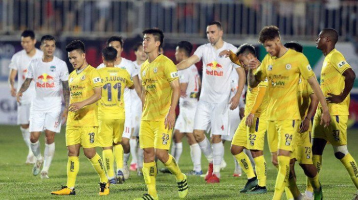 Ba rắc rối lớn khiến nhiều CLB V.League ‘nội chiến’ với VPF