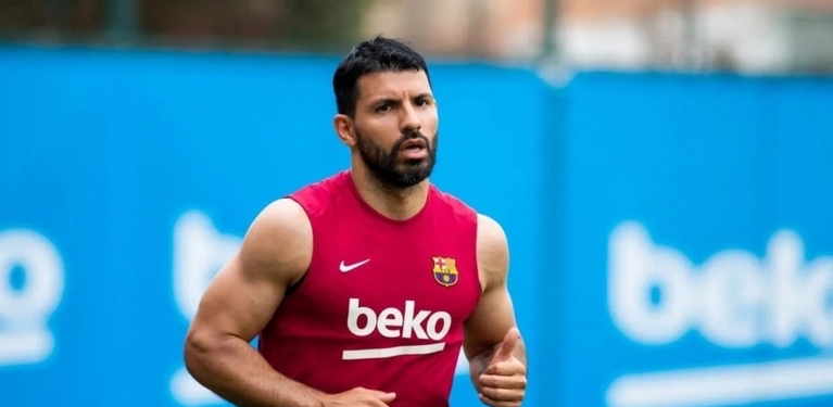 Barcelona đón hung tin về chấn thương của Aguero trước vòng 1 La Liga